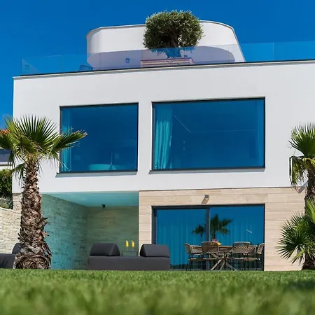 Four Seasons Ljubac Seaside A *