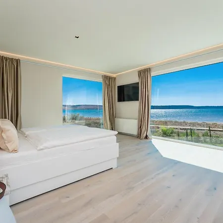 Four Seasons Ljubač Seaside A * Ražanac