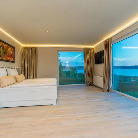 Four Seasons Ljubac Seaside A *