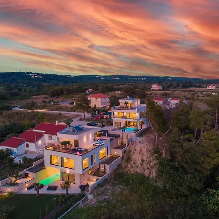 Villa Four Seasons Ljubač Seaside A *