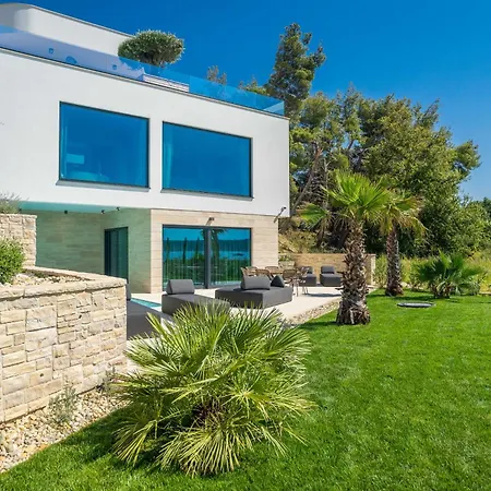 Four Seasons Ljubac Seaside A Razanac