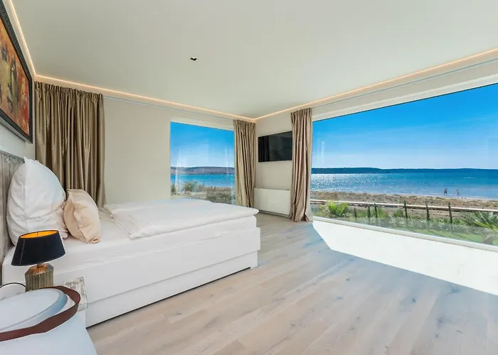 Four Seasons Ljubač Seaside A * Ražanac