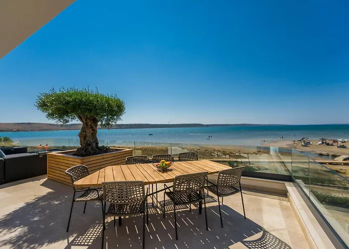 Villa Four Seasons Ljubač Seaside A