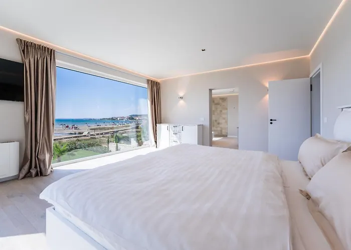 Villa Four Seasons Ljubač Seaside A