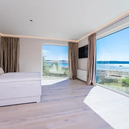 Villa Four Seasons Ljubac Seaside A *